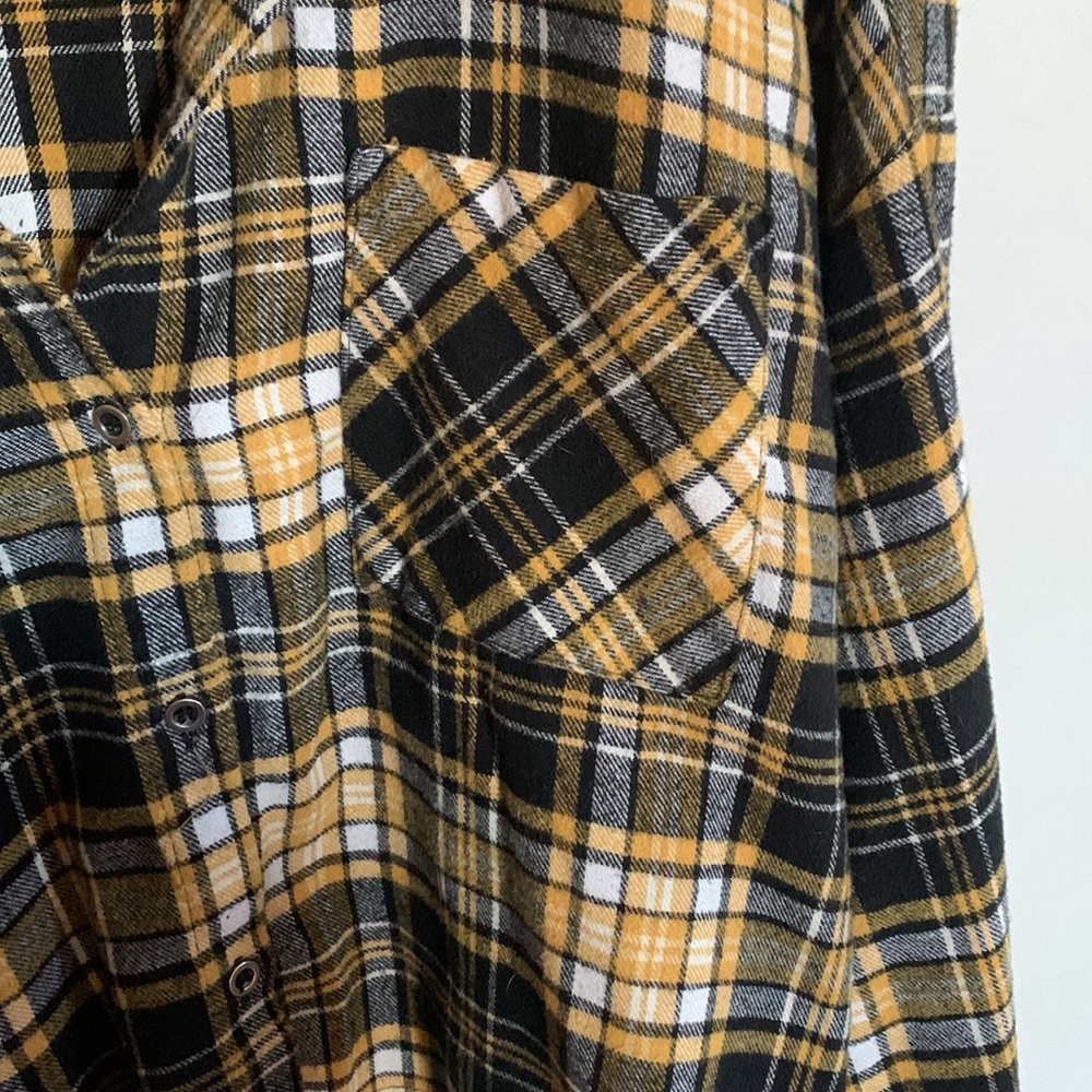 Crop flannel - Picture 4 of 6